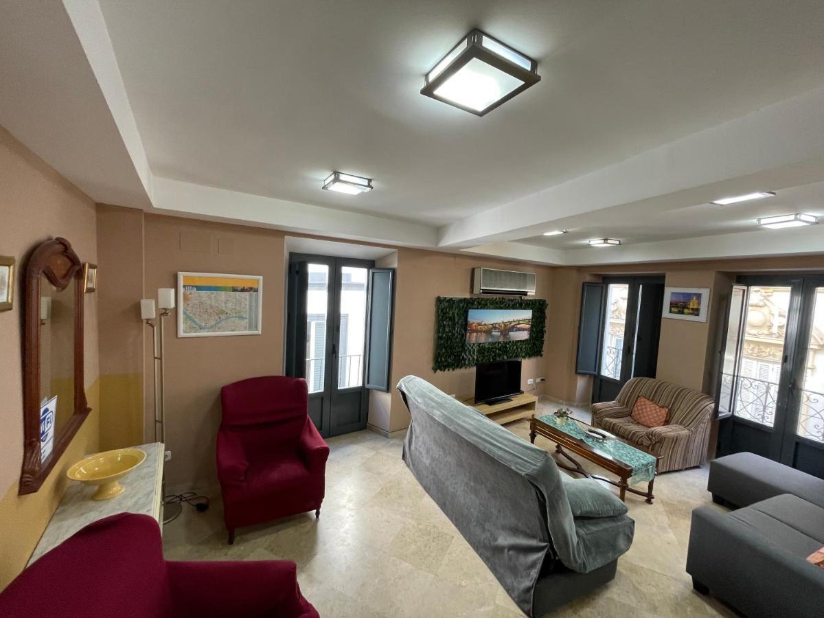 Duplex Sagasta Apartamentos-Sagasta Sevilla Exteriör bild